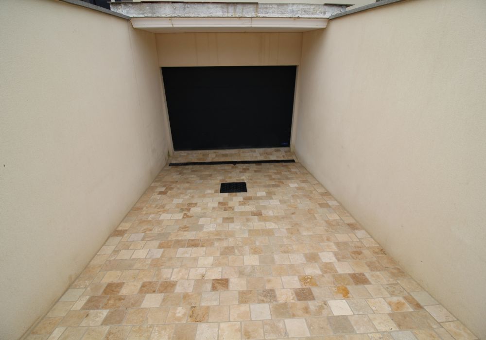 Pavage accès voiture 22