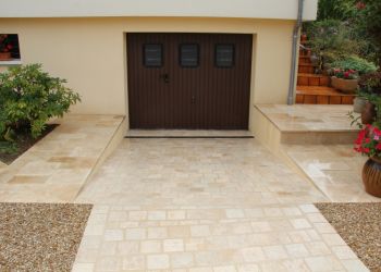 Pavage accès voiture 27