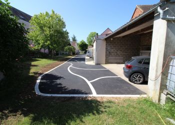 Accès et allée en enrobé 2024 12